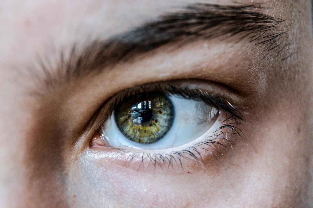 ハイフによる眉下リフトの効果はどれくらい期待できる？