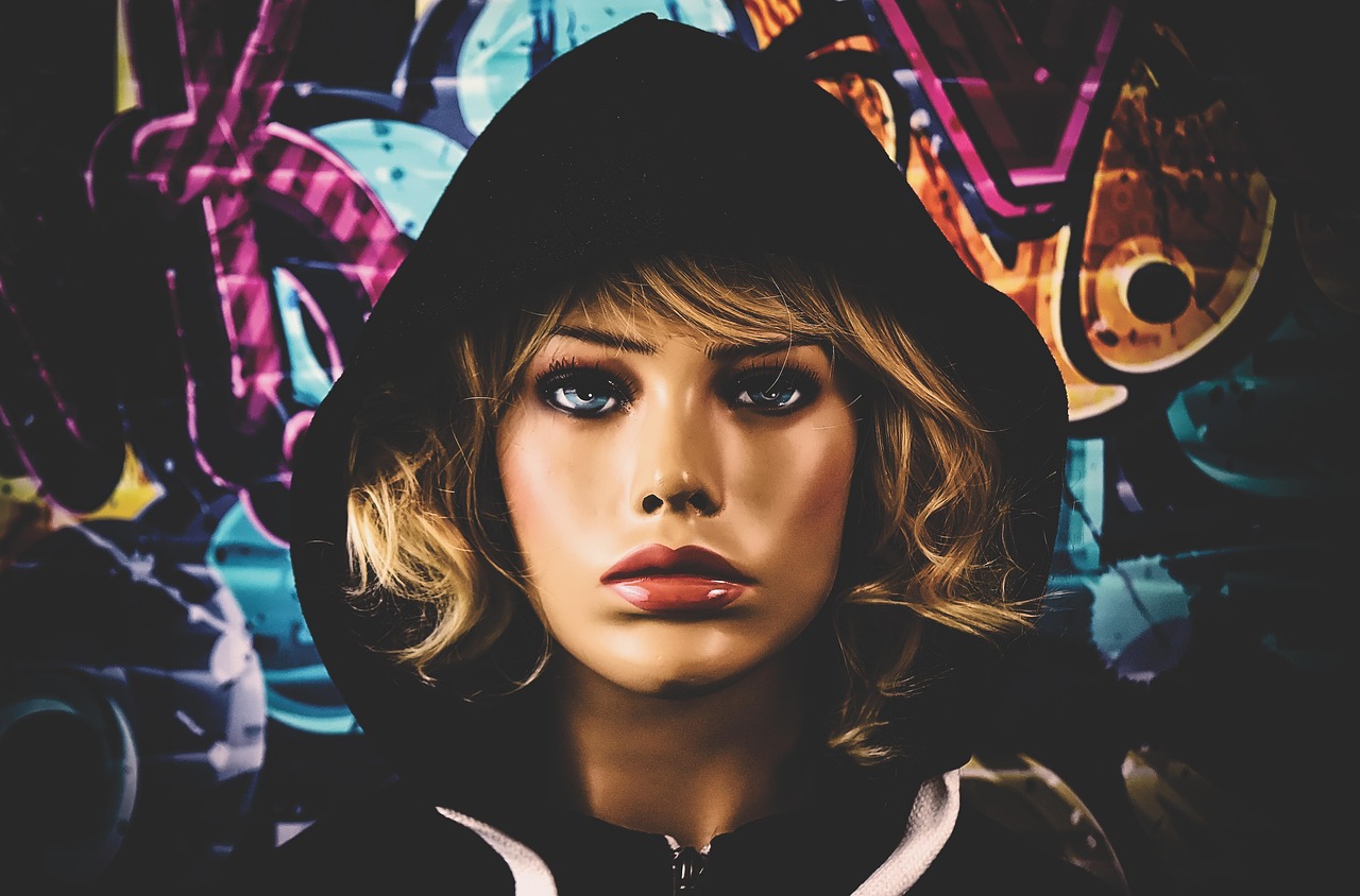 家庭用ハイフで顔がこける原因と対策は？